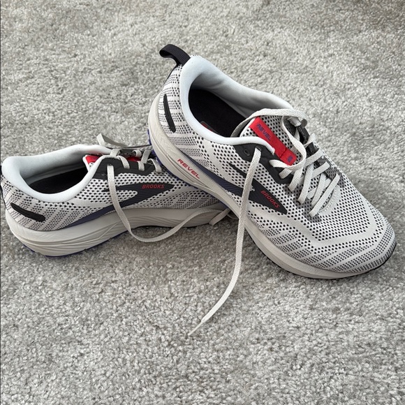 Brooks Other - White and Black Athletic Sneakers
